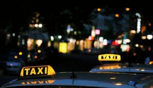 Read more about the article Convenience of Maxi Taxis in Melbourne for Group Travel